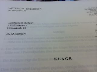 Stuttgarter Kickers nehmen „Becherwerfer“ in Regress